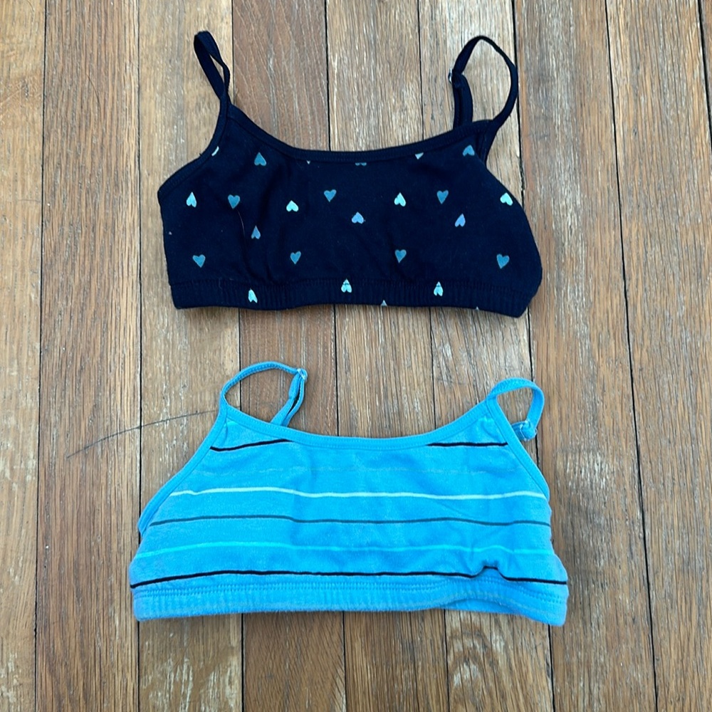 Old navy girls sports bras bundle